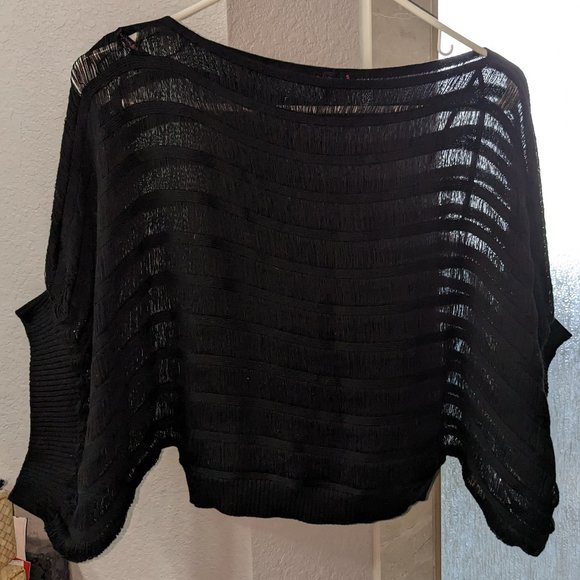 Black Lace Open Weave Crop Top - Picture 1 of 11